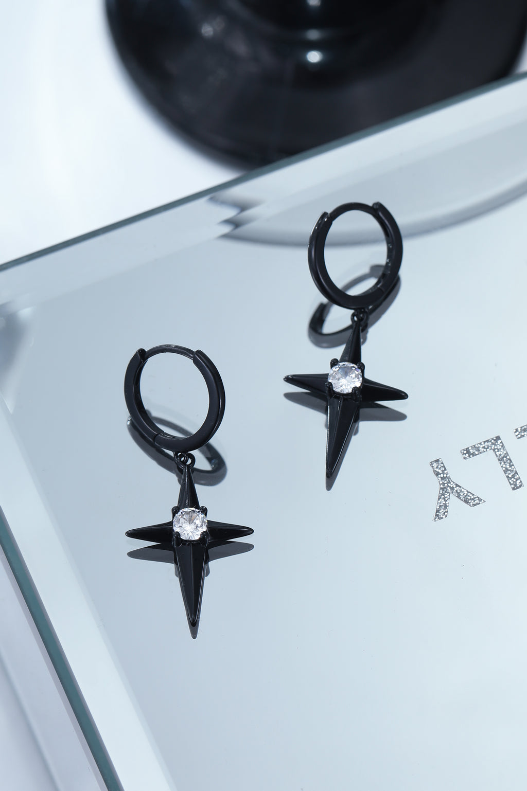 Noxra - Earrings