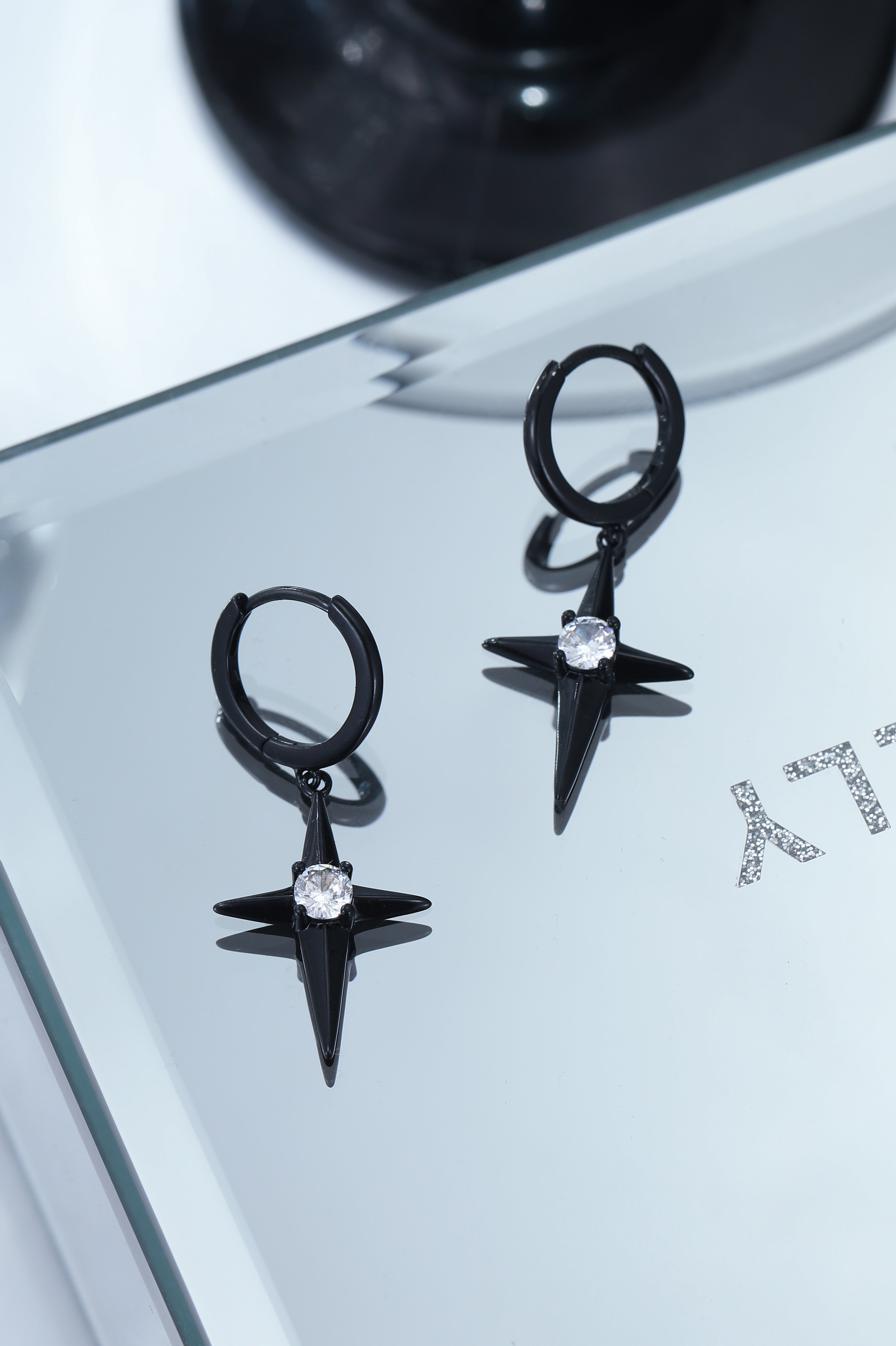 Noxra - Earrings